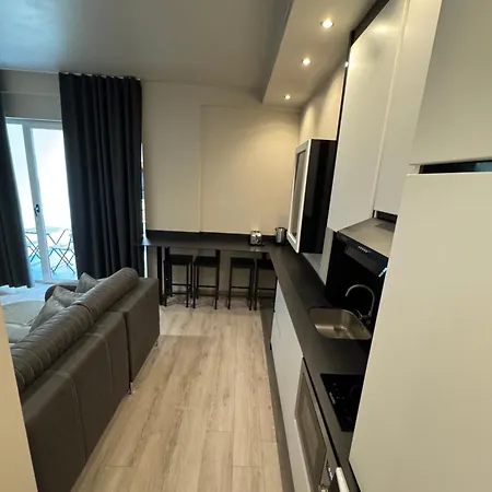 Apartment Orsea's Appartament 1 *