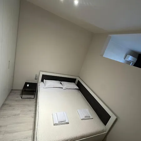 Apartment Orsea's Appartament 1